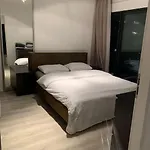 Stunning View Apt Free Parking Apartman *