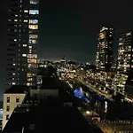 Stunning View Apt Free Parking Apartman *
