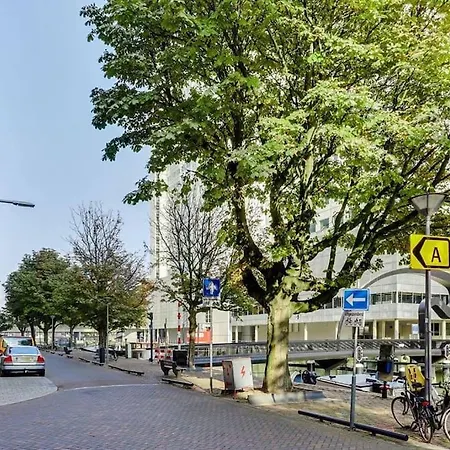 Stunning View Apt Free Parking