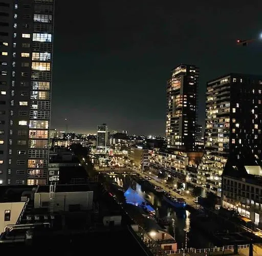 Stunning View Apt Free Parking * روتردام