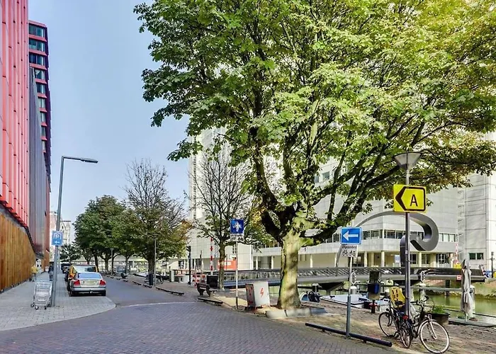 Stunning View Apt Free Parking