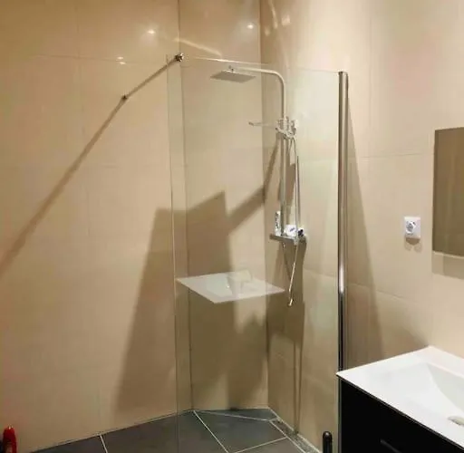 Stunning View Apt Free Parking 公寓 *