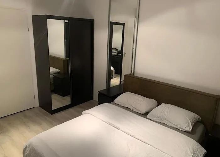 Stunning View Apt Free Parking アパート ロッテルダム