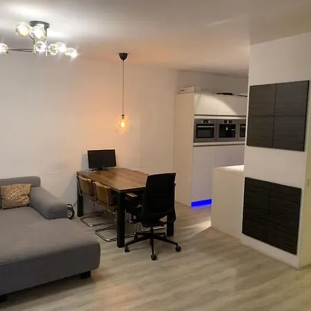 Stunning View Apt Free Parking Róterdam